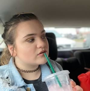 Meet your Posher, Kay